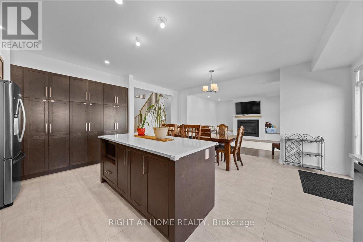 2020 Acoustic Way, Ottawa, Ontario  K4M 0L7 - Photo 11 - X12413388