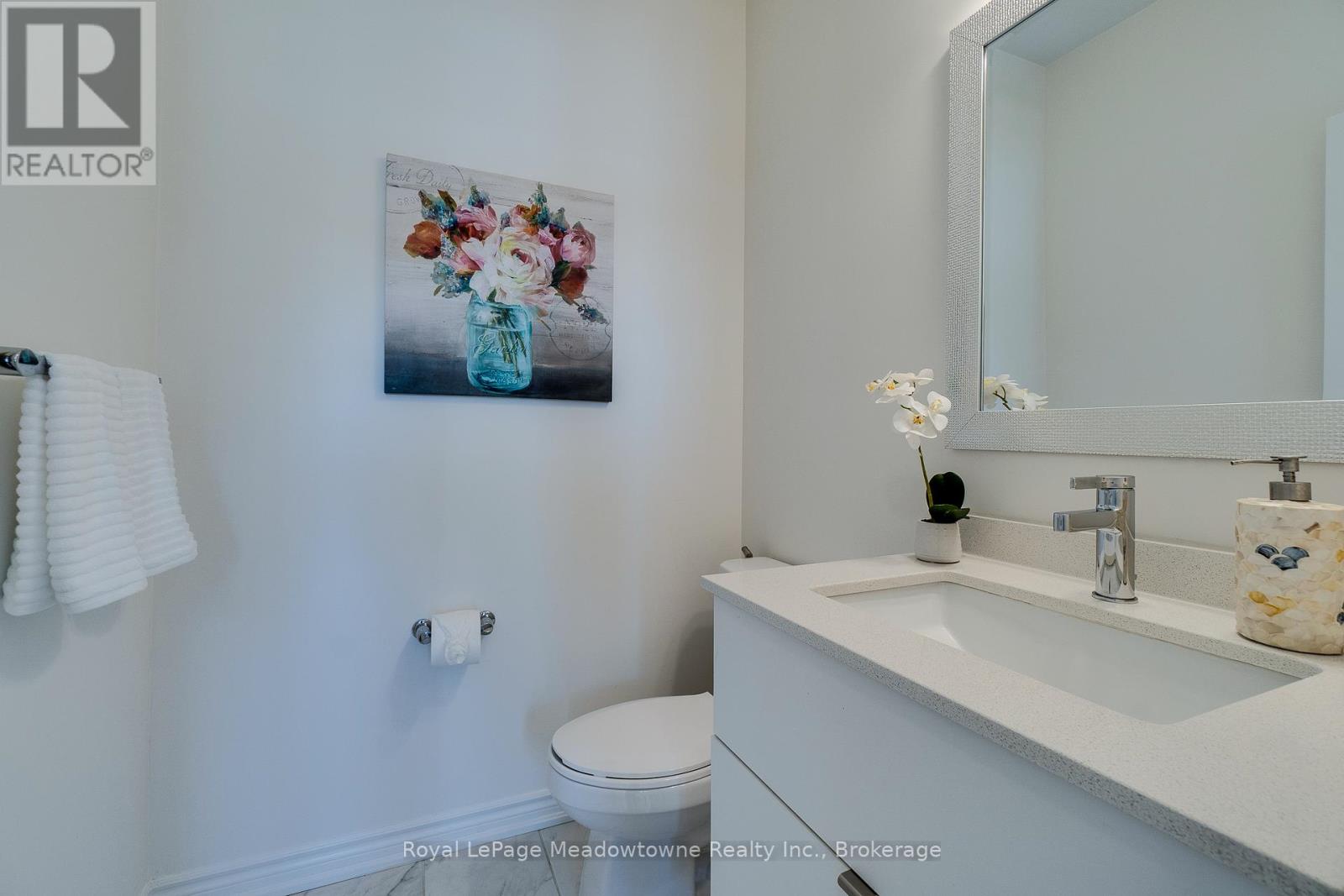 497 Celandine Terrace, Milton, Ontario  L9E 1T8 - Photo 6 - W12413357
