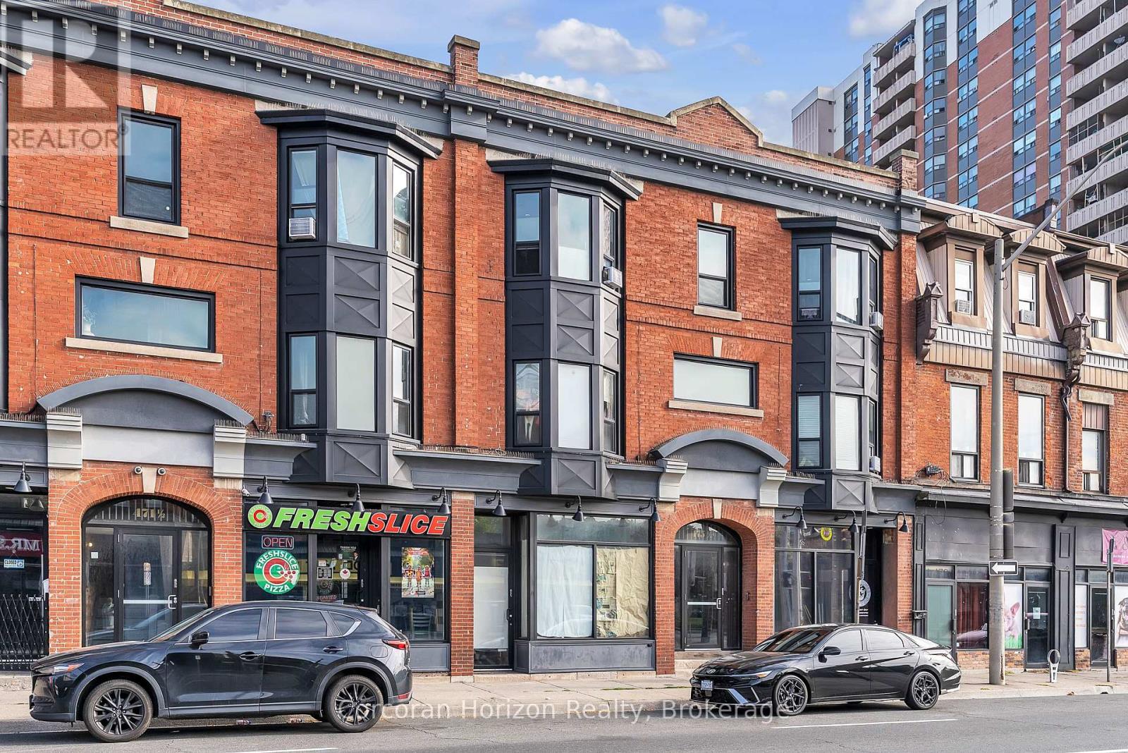 475 KING STREET E, hamilton (landsdale), Ontario