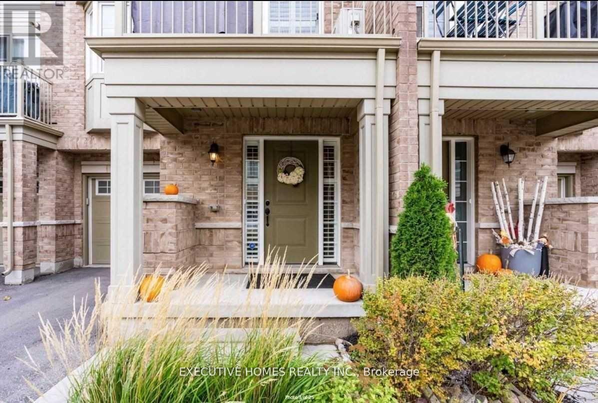 142 - 165 Hampshire Way, Milton, Ontario  L9T 8M7 - Photo 3 - W12395839