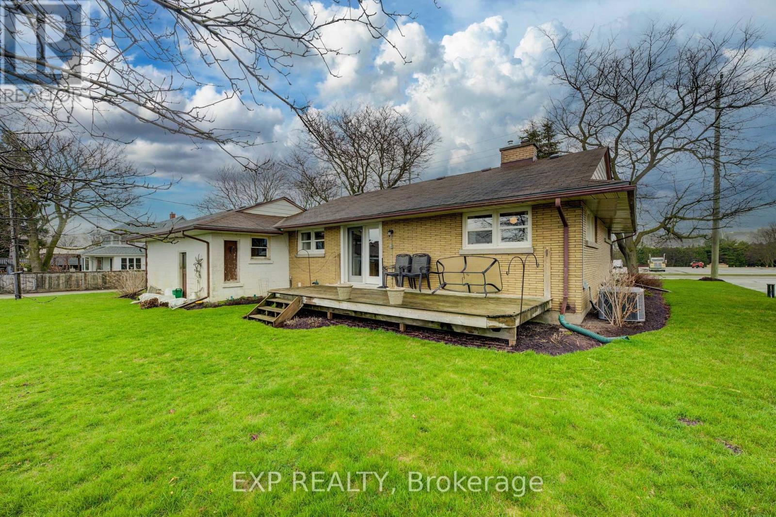 2166 Floradale Road, Woolwich, Ontario  N0B 1V0 - Photo 36 - X12096109