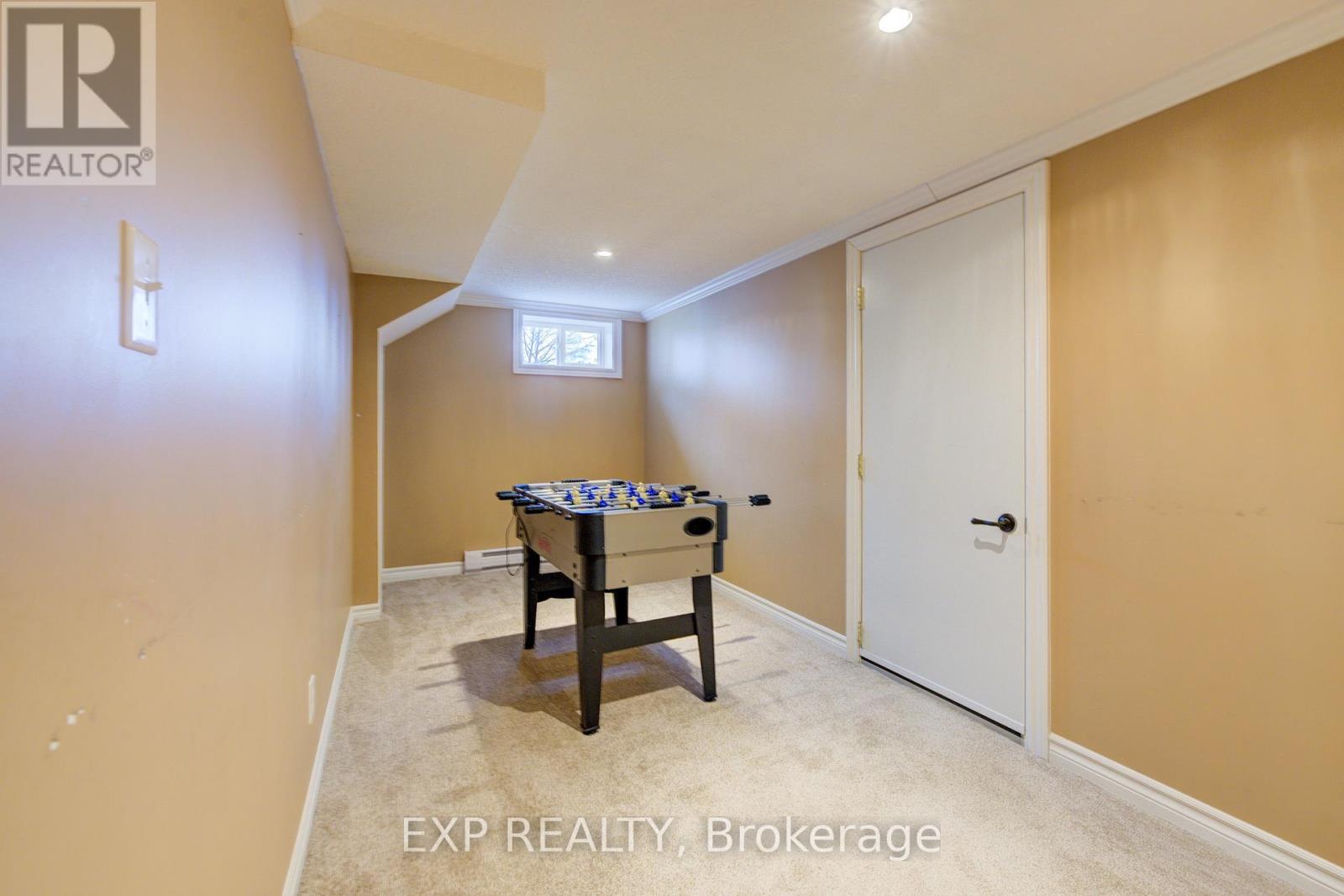 2166 Floradale Road, Woolwich, Ontario  N0B 1V0 - Photo 28 - X12096109