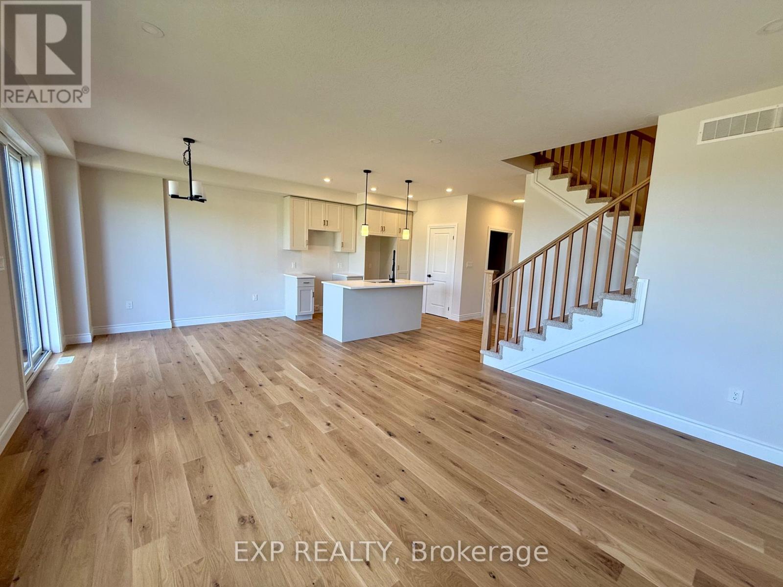36 Anne Street W, Minto, Ontario  N0G 1Z0 - Photo 4 - X12143276