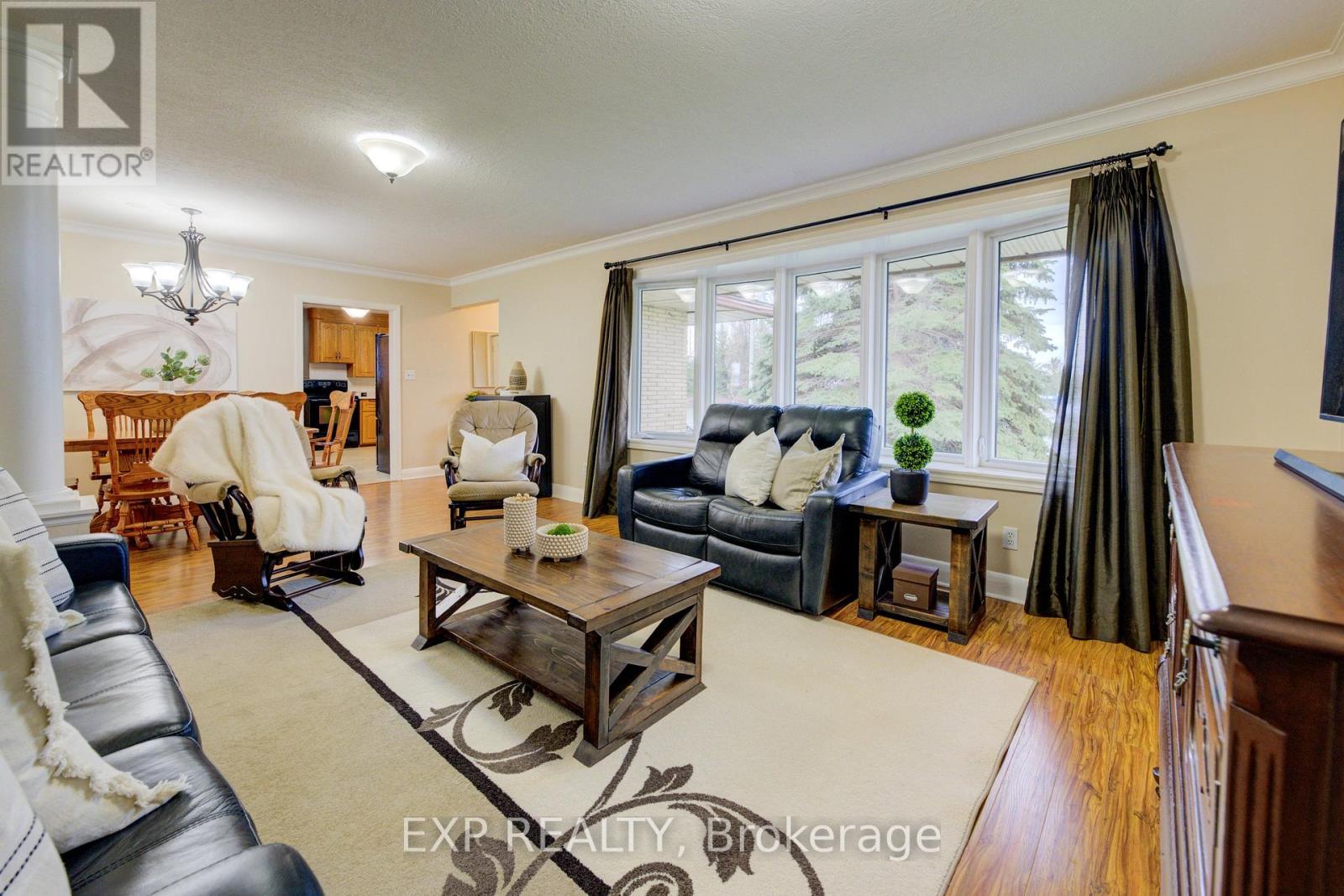 2166 Floradale Road, Woolwich, Ontario  N0B 1V0 - Photo 8 - X12096109