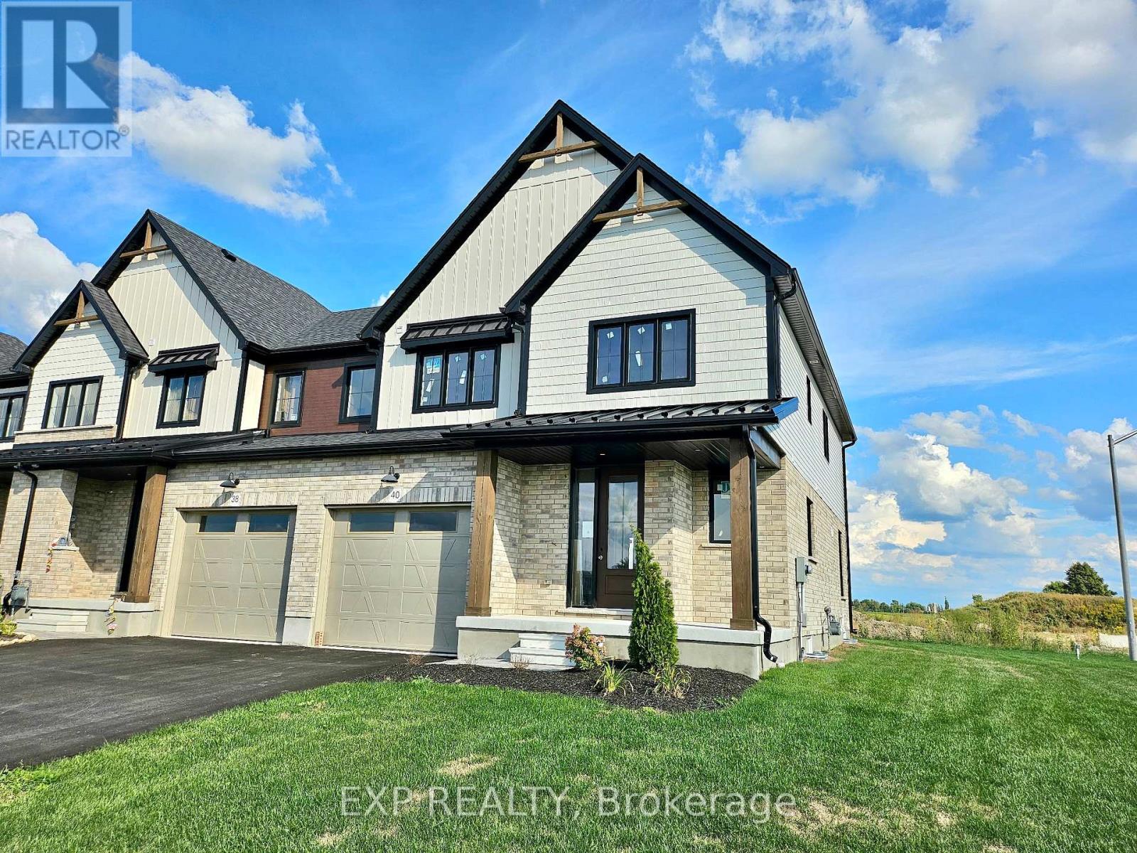 40 Anne Street W, Minto, Ontario  N0G 1Z0 - Photo 1 - X12143273
