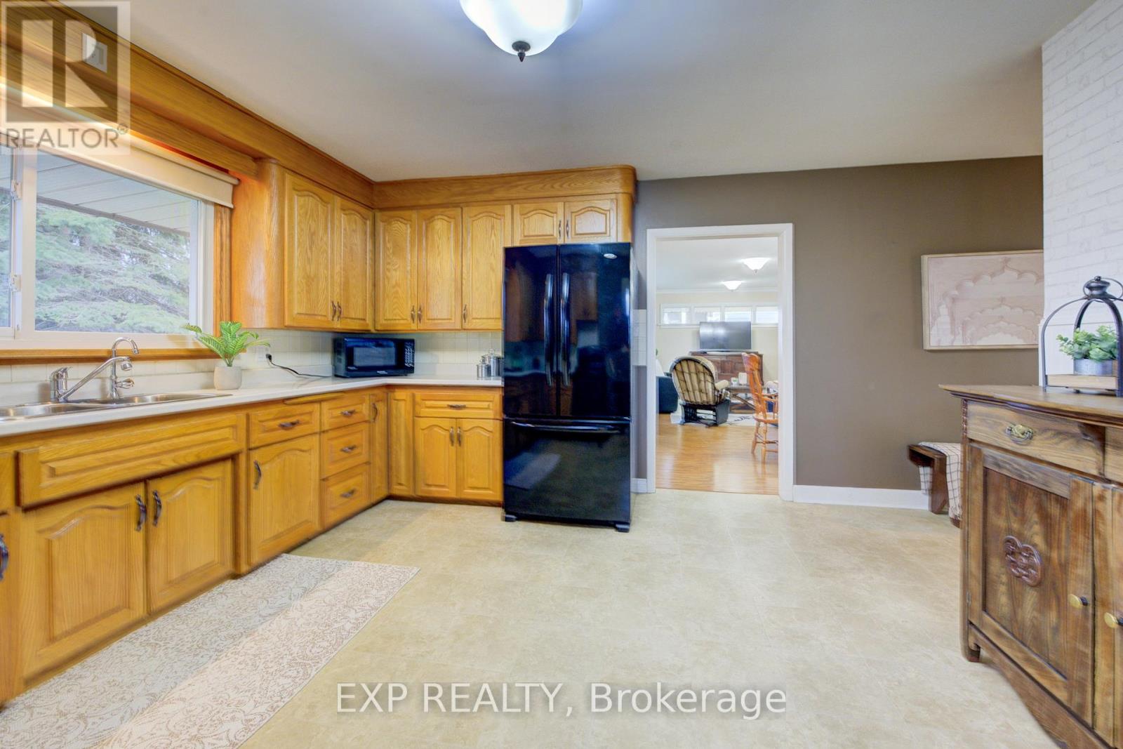 2166 Floradale Road, Woolwich, Ontario  N0B 1V0 - Photo 12 - X12096109
