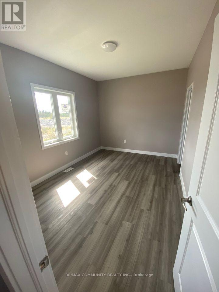 52 Potter Drive, Loyalist, Ontario  K0H 2H0 - Photo 14 - X12413186