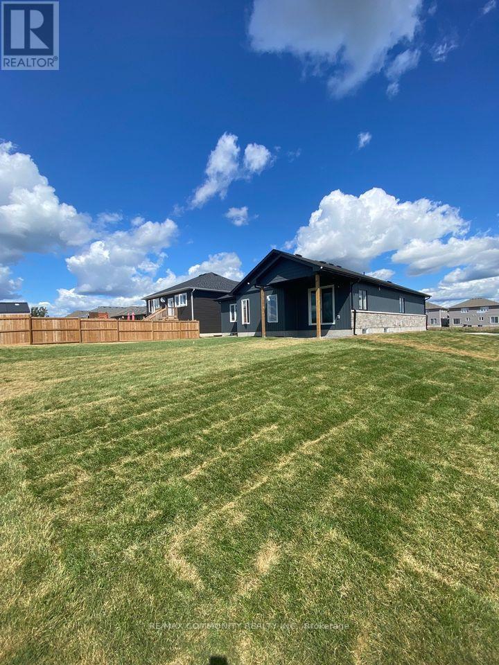 52 Potter Drive, Loyalist, Ontario  K0H 2H0 - Photo 3 - X12413186
