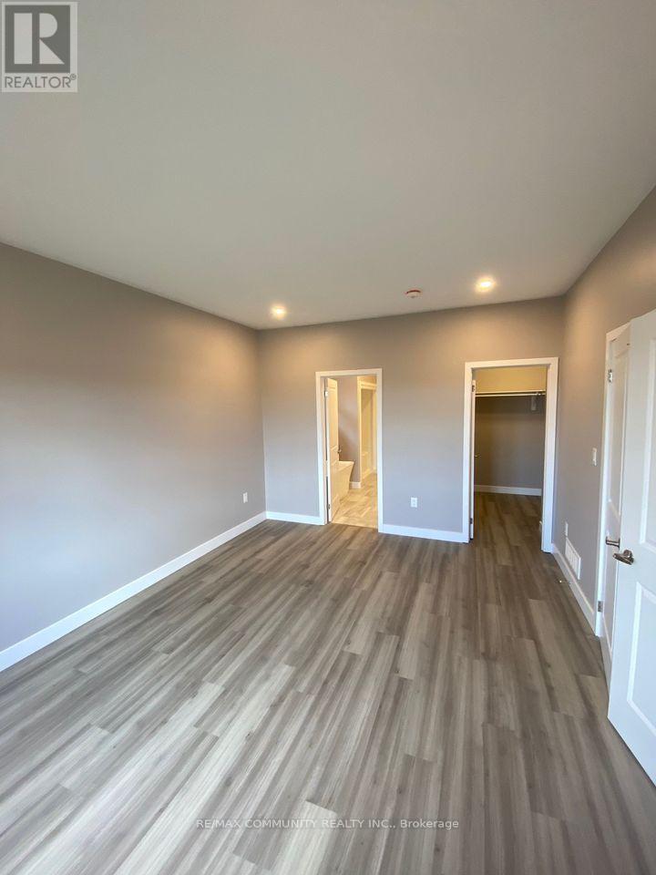 52 Potter Drive, Loyalist, Ontario  K0H 2H0 - Photo 9 - X12413186