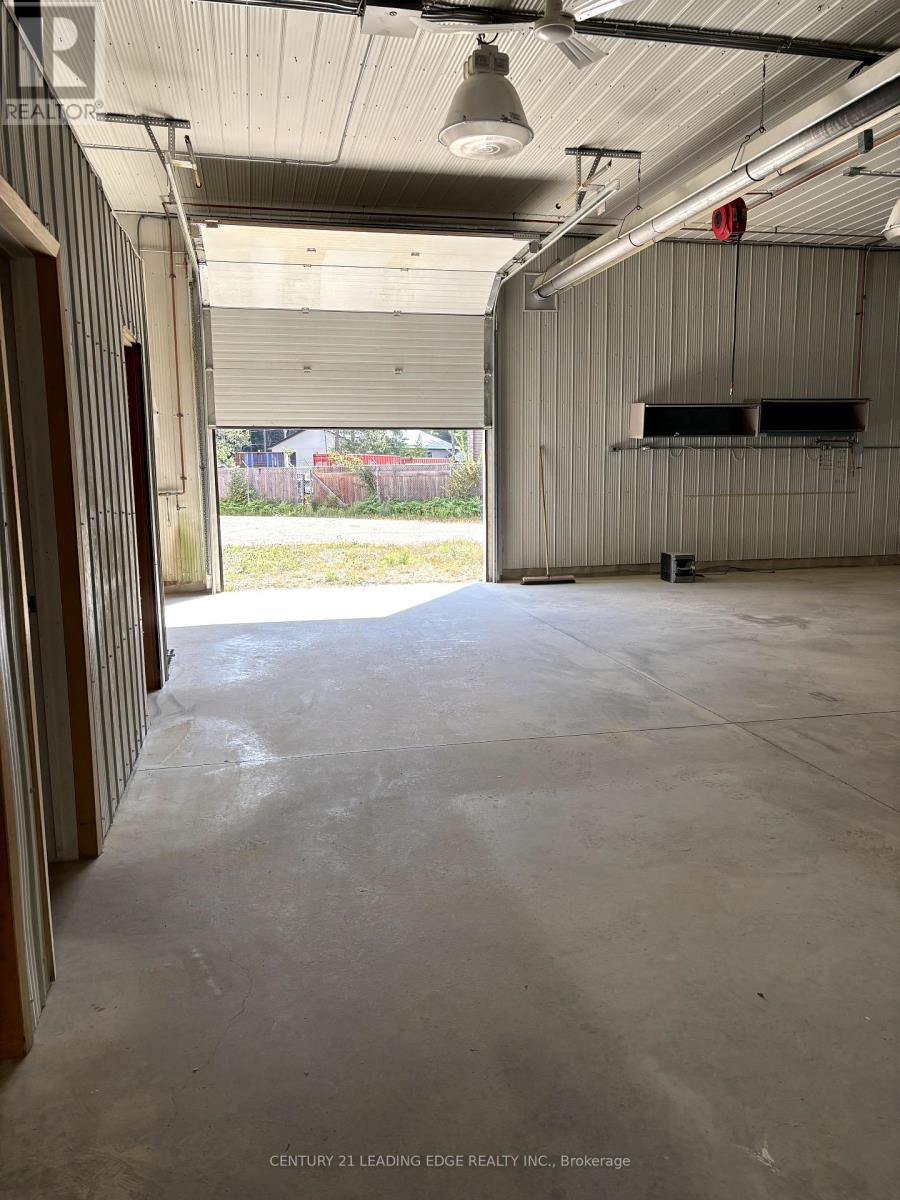 159 Y Road, Hastings Highlands, Ontario  K0L 1C0 - Photo 12 - X12413218