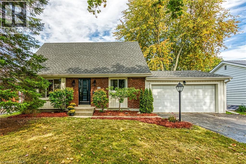 325 Brookfield Boulevard, Dunnville, Ontario  N1A 1L7 - Photo 3 - 40771483