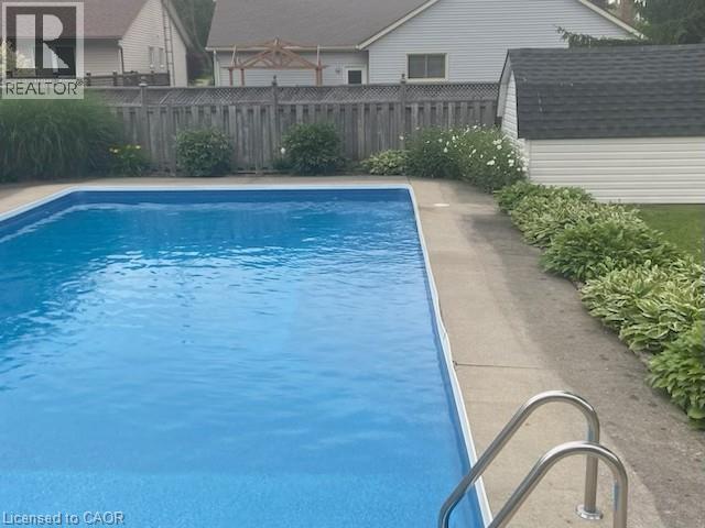 325 Brookfield Boulevard, Dunnville, Ontario  N1A 1L7 - Photo 2 - 40771483