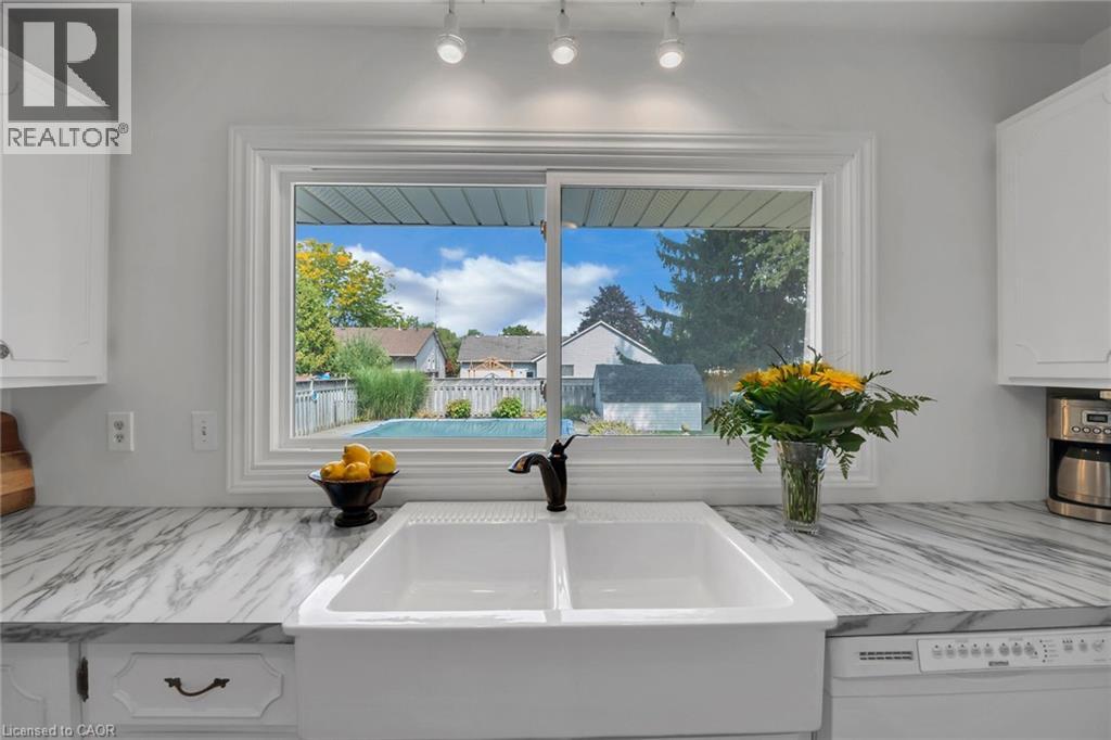 325 Brookfield Boulevard, Dunnville, Ontario  N1A 1L7 - Photo 6 - 40771483