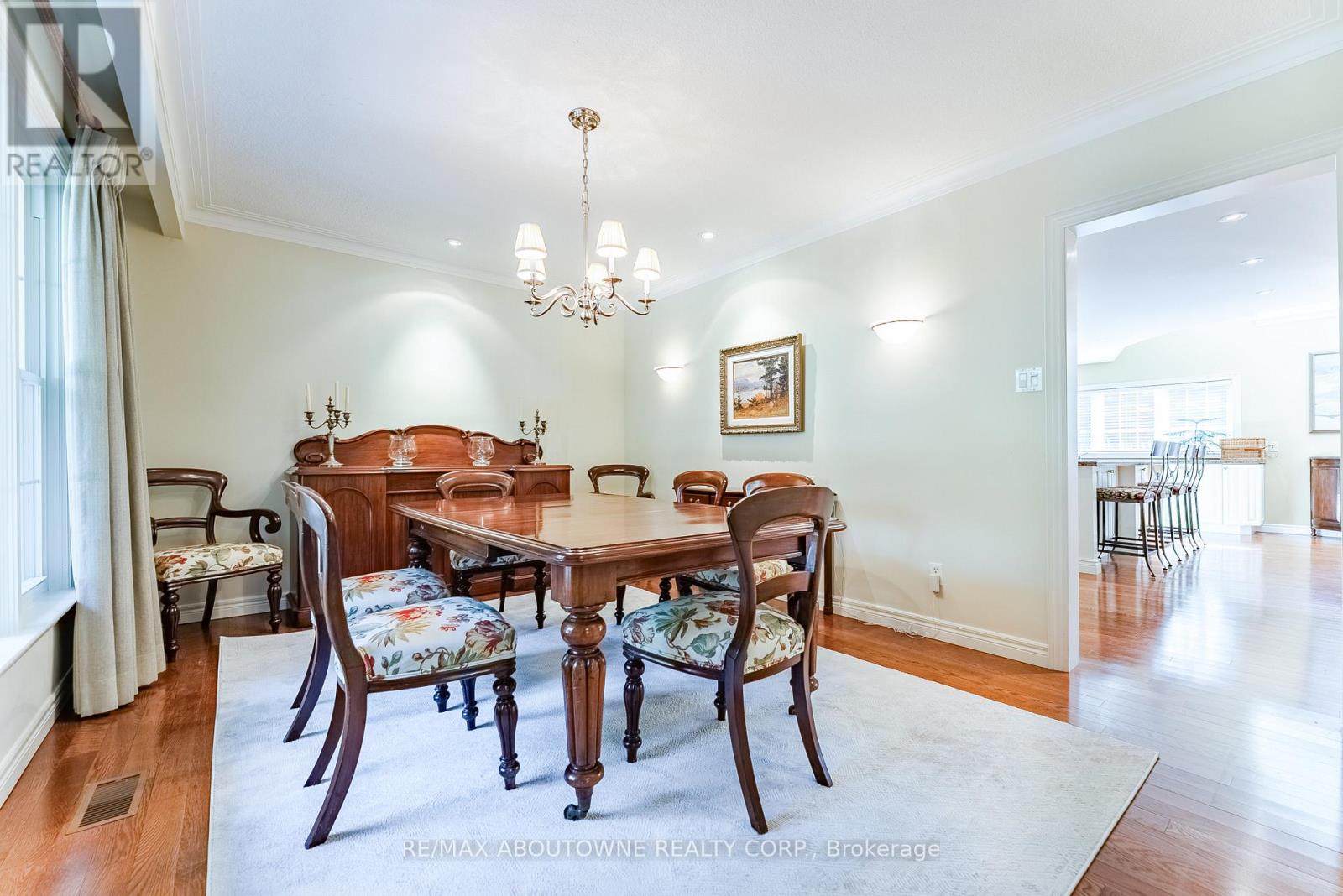 1284 Cleaver Drive, Oakville, Ontario  L6J 1W3 - Photo 12 - W12405292