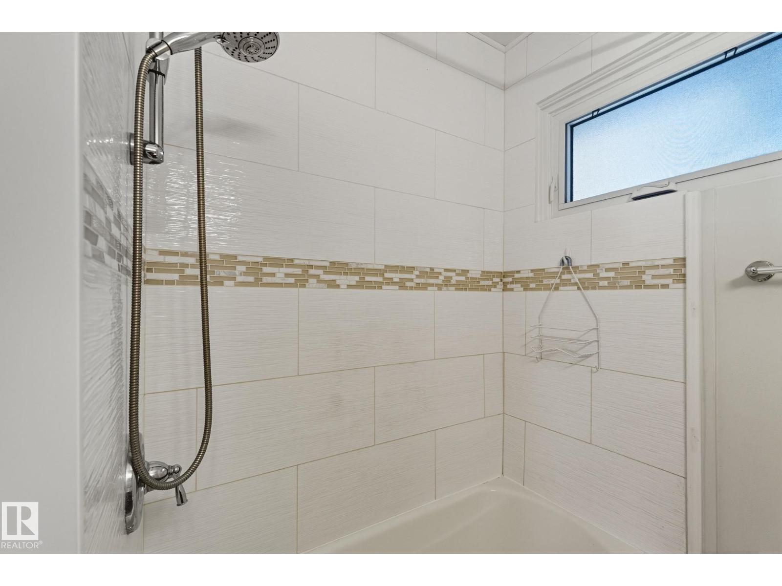 6522 112a St Nw Nw, Edmonton, Alberta  T6H 4R3 - Photo 16 - E4458404