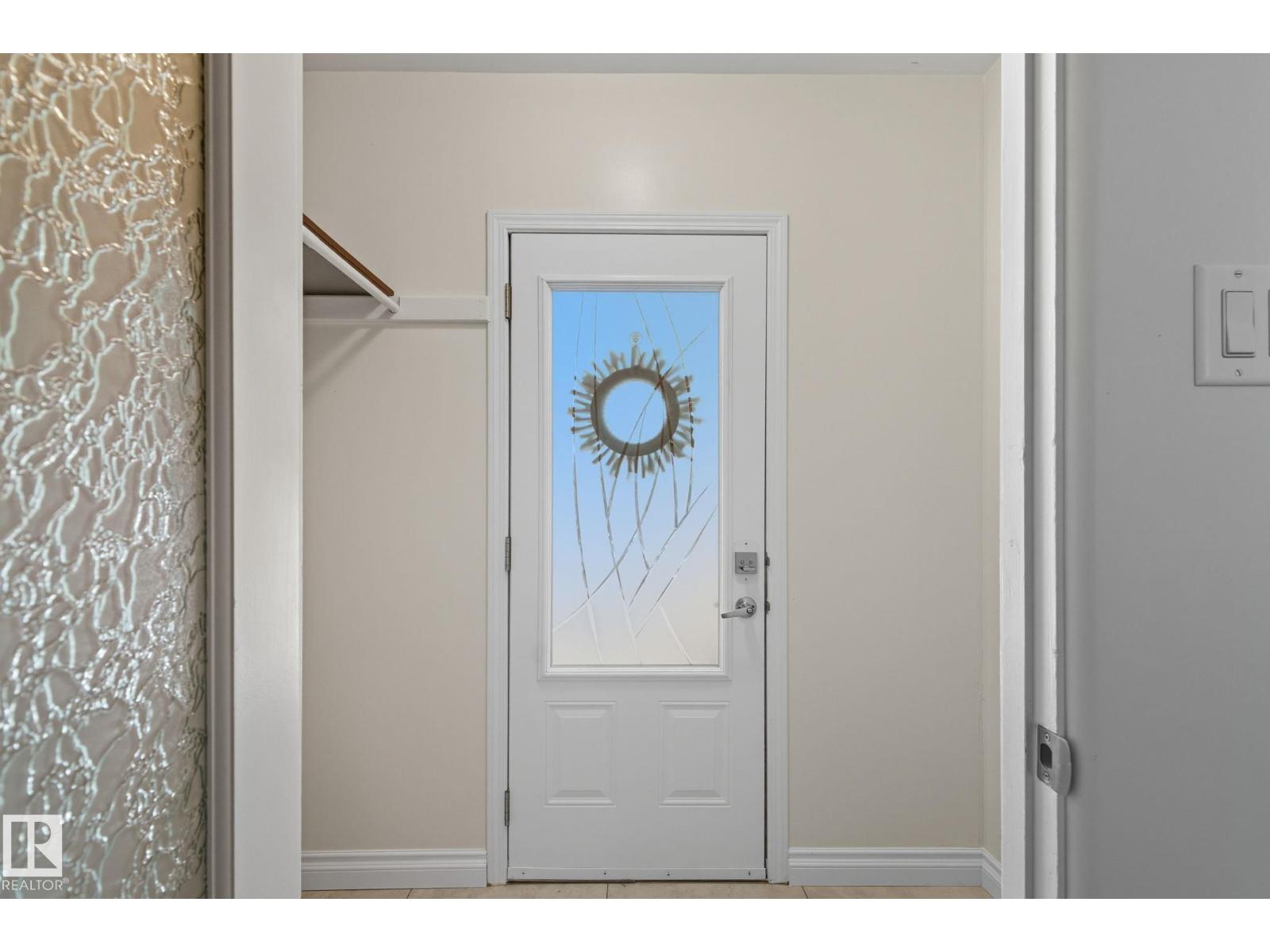 6522 112a St Nw Nw, Edmonton, Alberta  T6H 4R3 - Photo 4 - E4458404