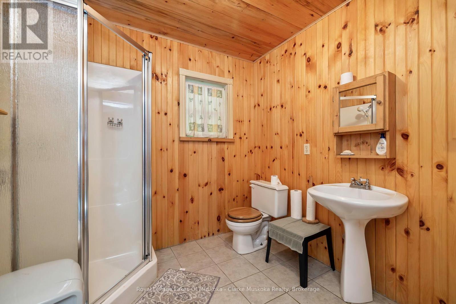 1064 Road 3200 & 0 Parkers Point Road, Gravenhurst, Ontario  P1P 1R2 - Photo 36 - X12413316
