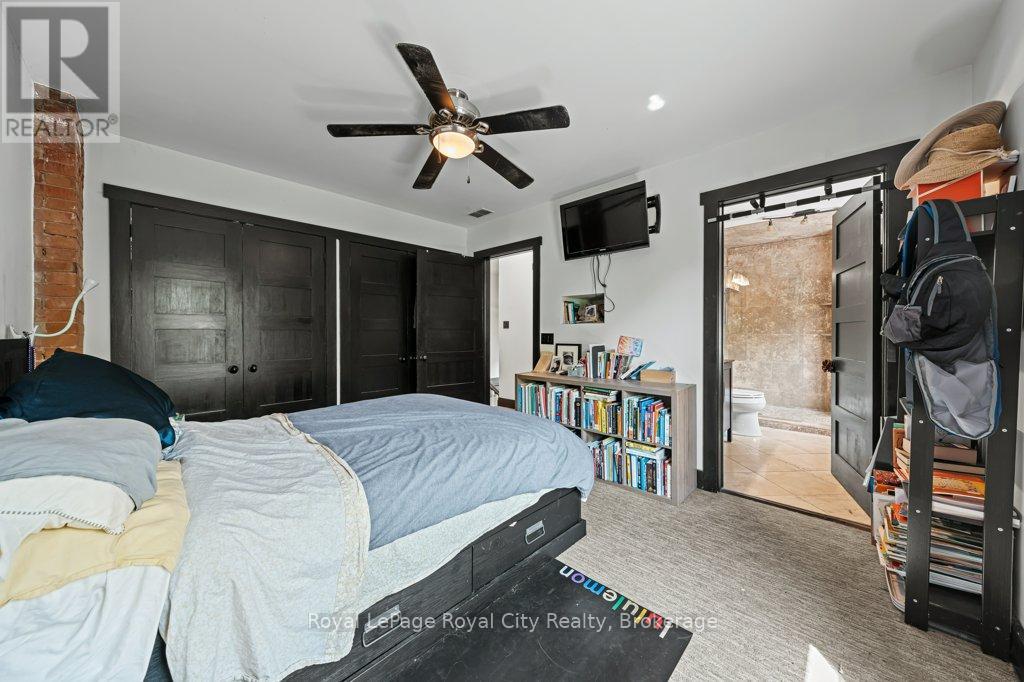 28 Northumberland Street, Guelph (Downtown), Ontario  N1H 3A5 - Photo 16 - X12413386