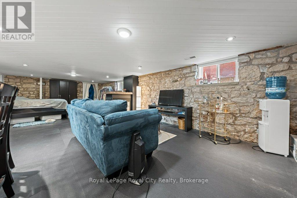 28 Northumberland Street, Guelph (Downtown), Ontario  N1H 3A5 - Photo 24 - X12413386