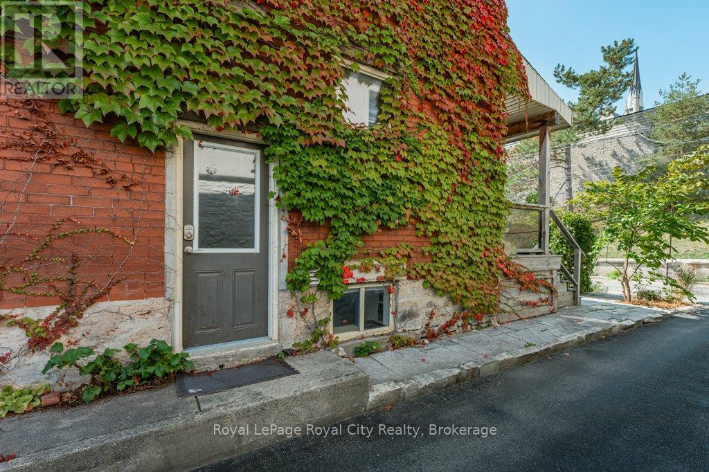 28 Northumberland Street, Guelph (Downtown), Ontario  N1H 3A5 - Photo 22 - X12413386