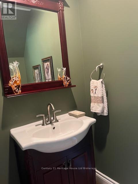 1 - 5 Woodhaven Drive, Tillsonburg, Ontario  N4G 0A8 - Photo 30 - X12413315