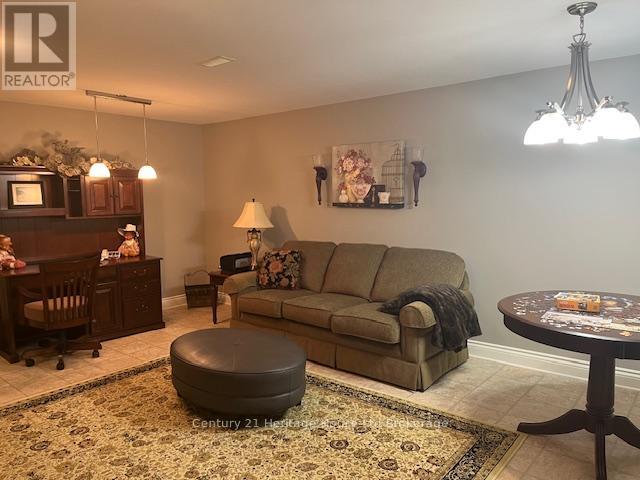1 - 5 Woodhaven Drive, Tillsonburg, Ontario  N4G 0A8 - Photo 33 - X12413315