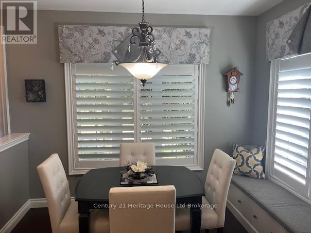 1 - 5 Woodhaven Drive, Tillsonburg, Ontario  N4G 0A8 - Photo 9 - X12413315