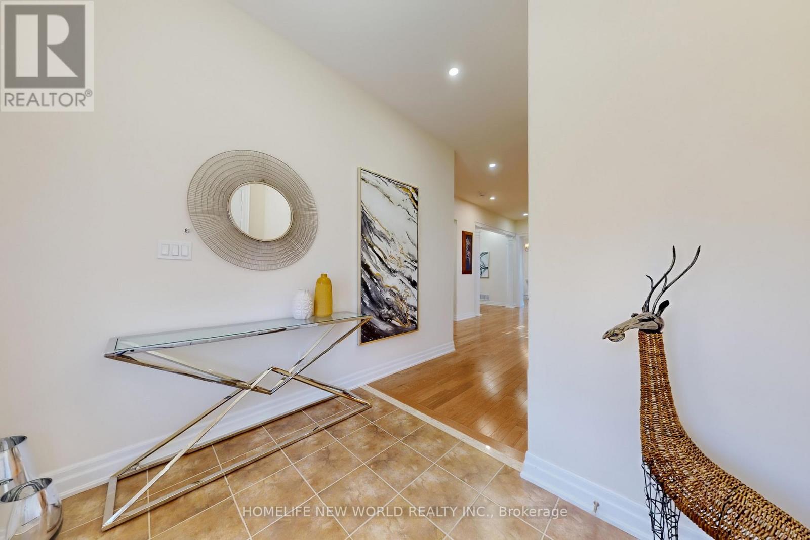 Property at 36 STRAWBRIDGE FARM DRIVE image 2
