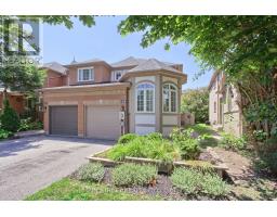 228 WARNER CRESCENT, Newmarket, Ontario
