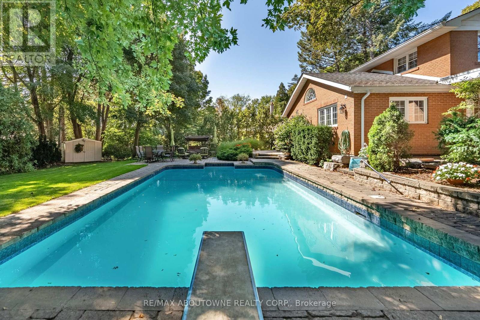 1284 Cleaver Drive, Oakville, Ontario  L6J 1W3 - Photo 42 - W12405292