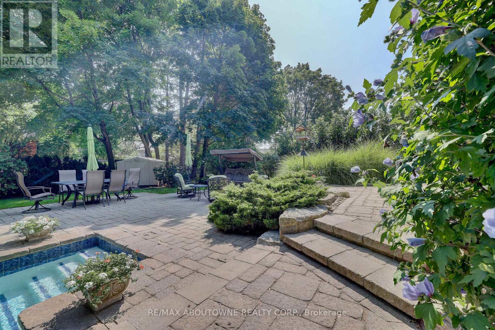 1284 Cleaver Drive, Oakville, Ontario  L6J 1W3 - Photo 40 - W12405292
