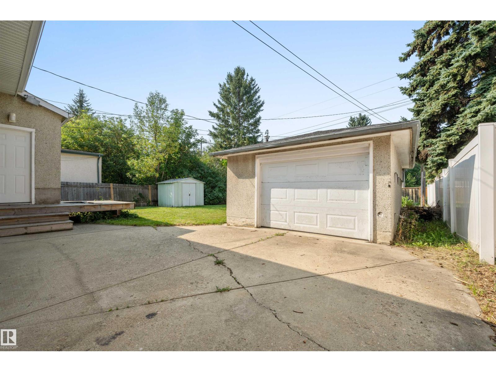 8830 89 St Nw, Edmonton, Alberta  T6C 3L4 - Photo 27 - E4457399