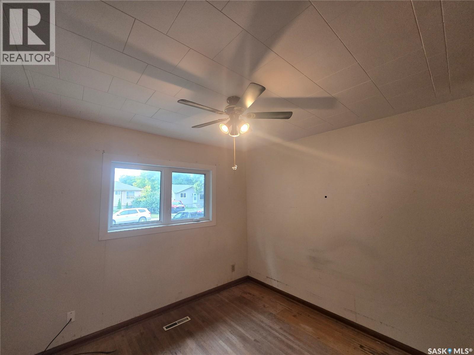 412 V Avenue S, Saskatoon, Saskatchewan  S7M 3E7 - Photo 10 - SK018787