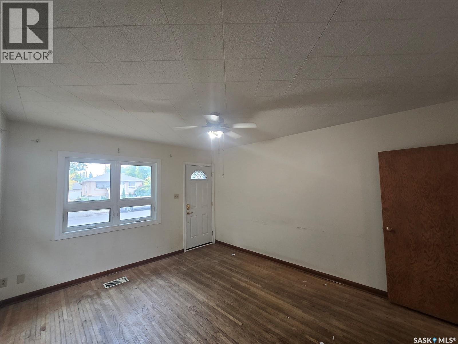412 V Avenue S, Saskatoon, Saskatchewan  S7M 3E7 - Photo 4 - SK018787