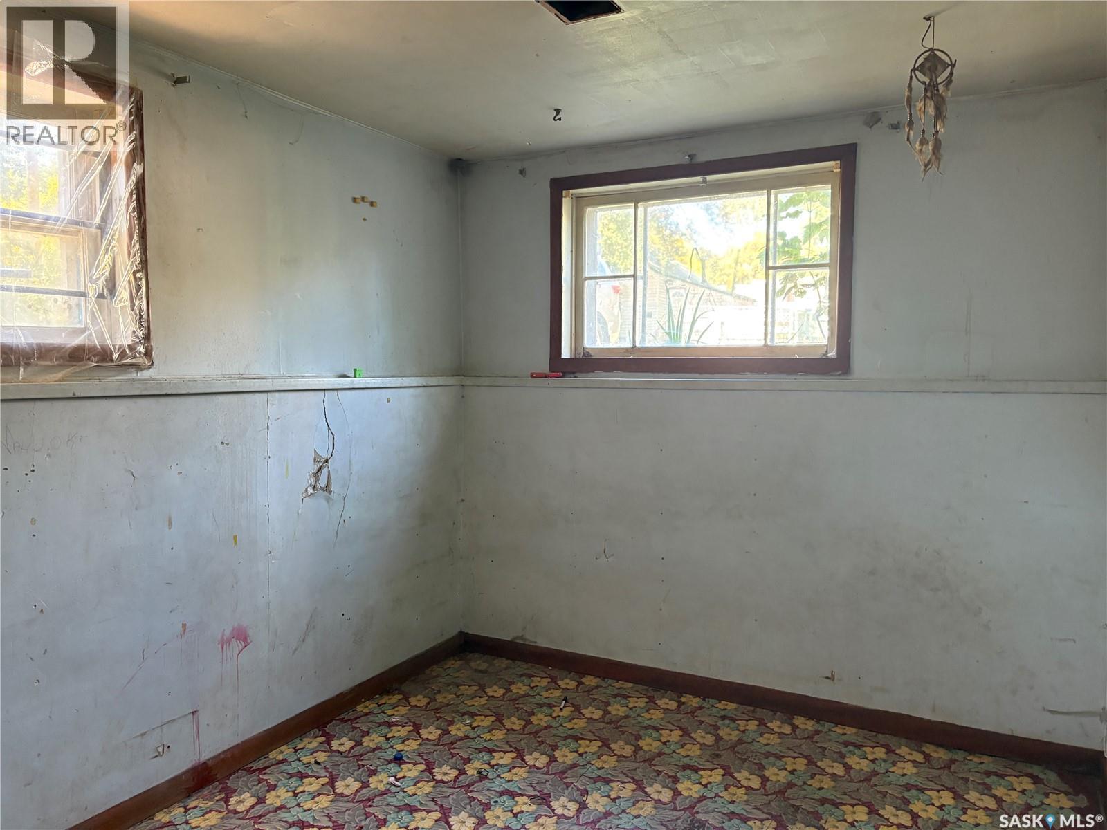 911 23rd Street W, Saskatoon, Saskatchewan  S7L 0A5 - Photo 3 - SK018752