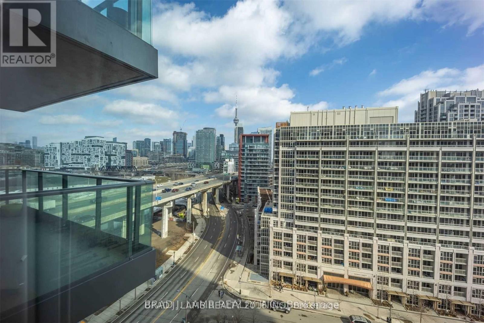1364 - 209 Fort York Boulevard, Toronto, Ontario  M5V 4A1 - Photo 9 - C12413241