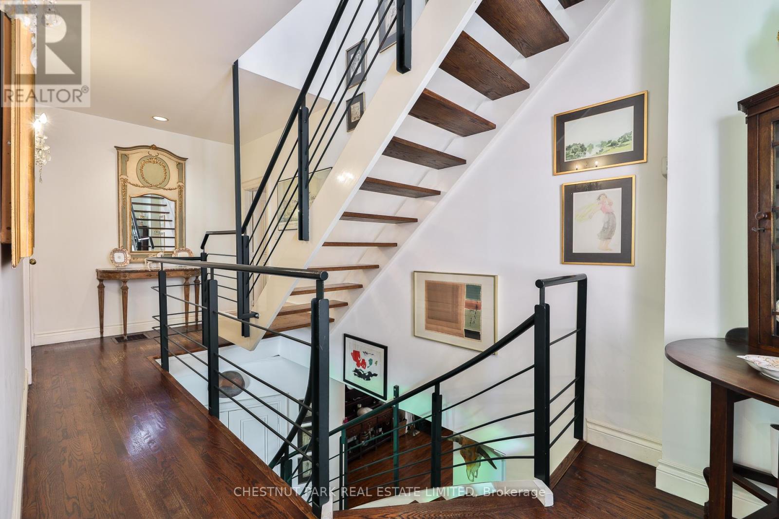 17 Bernard Avenue, Toronto, Ontario  M5R 1R3 - Photo 18 - C12413341