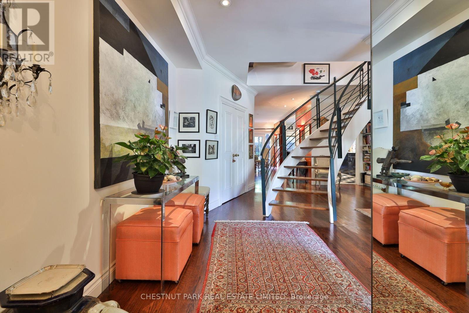 Property at 17 BERNARD AVENUE image 3
