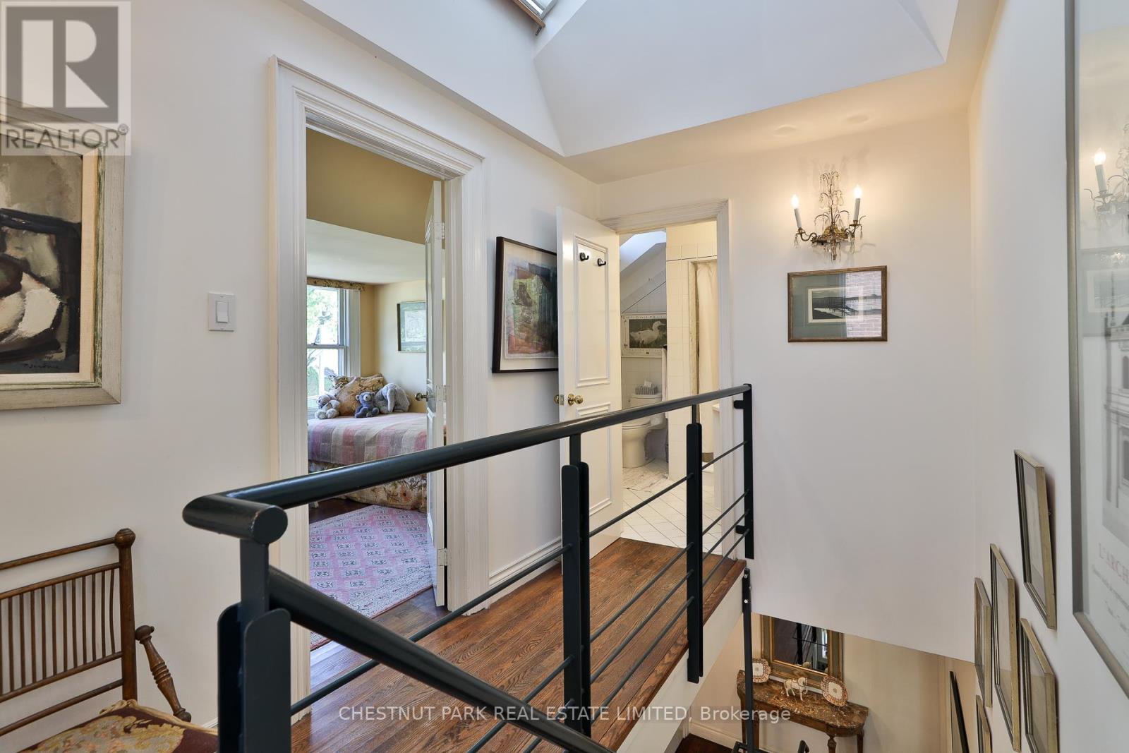 17 Bernard Avenue, Toronto, Ontario  M5R 1R3 - Photo 32 - C12413341