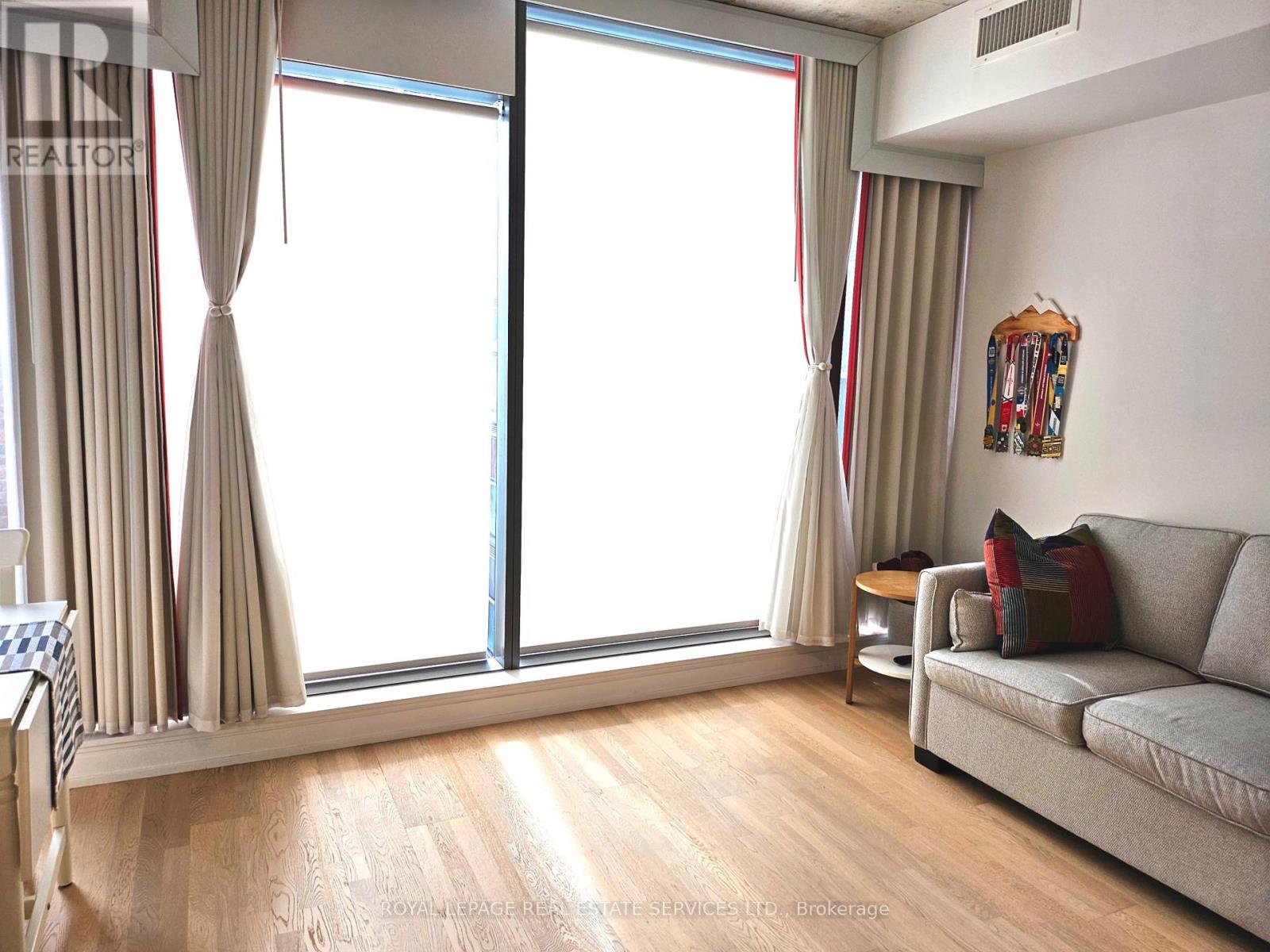 417 - 560 King Street W, Toronto, Ontario  M5V 1M3 - Photo 6 - C12413348