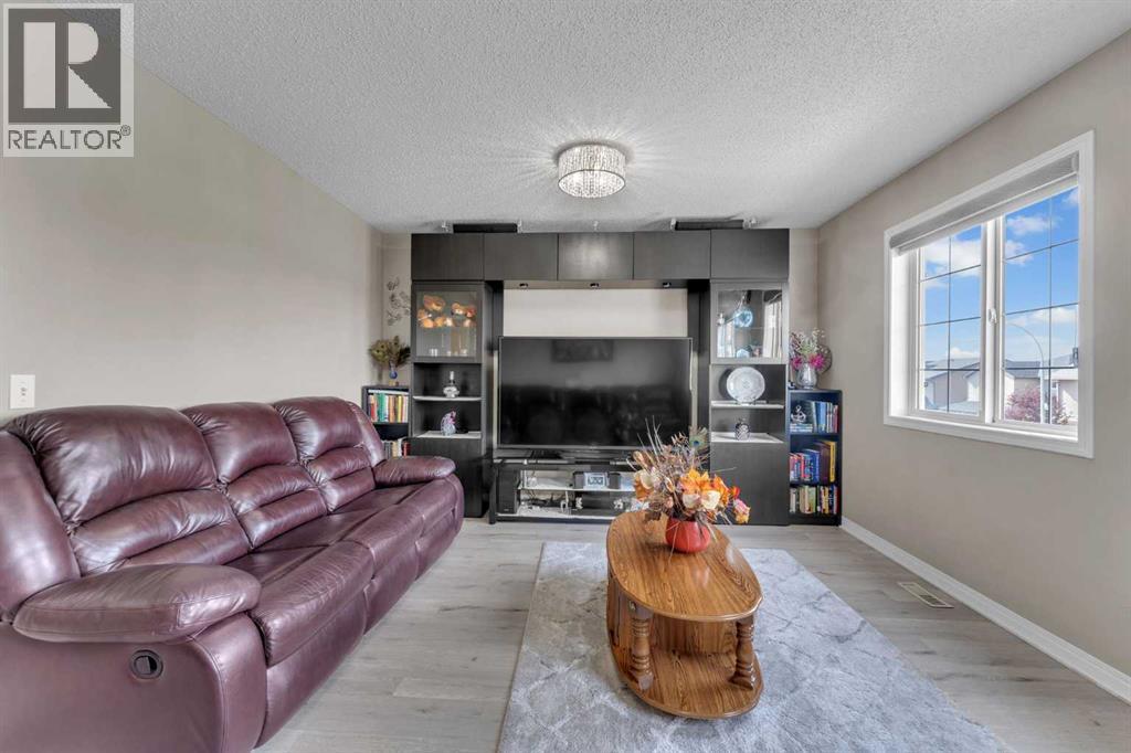 138 Saddlecrest Park Ne, Calgary, Alberta  T3J 5L5 - Photo 21 - A2258092