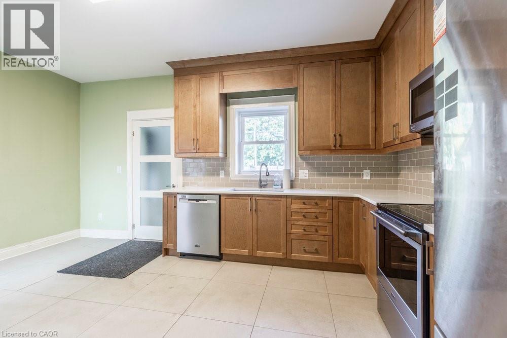 21 Fullerton Avenue, Hamilton, Ontario  L8L 6G9 - Photo 10 - 40771467