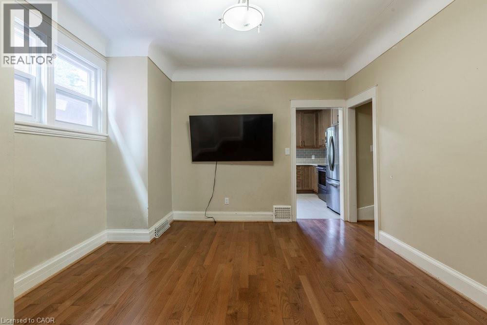 21 Fullerton Avenue, Hamilton, Ontario  L8L 6G9 - Photo 4 - 40771467
