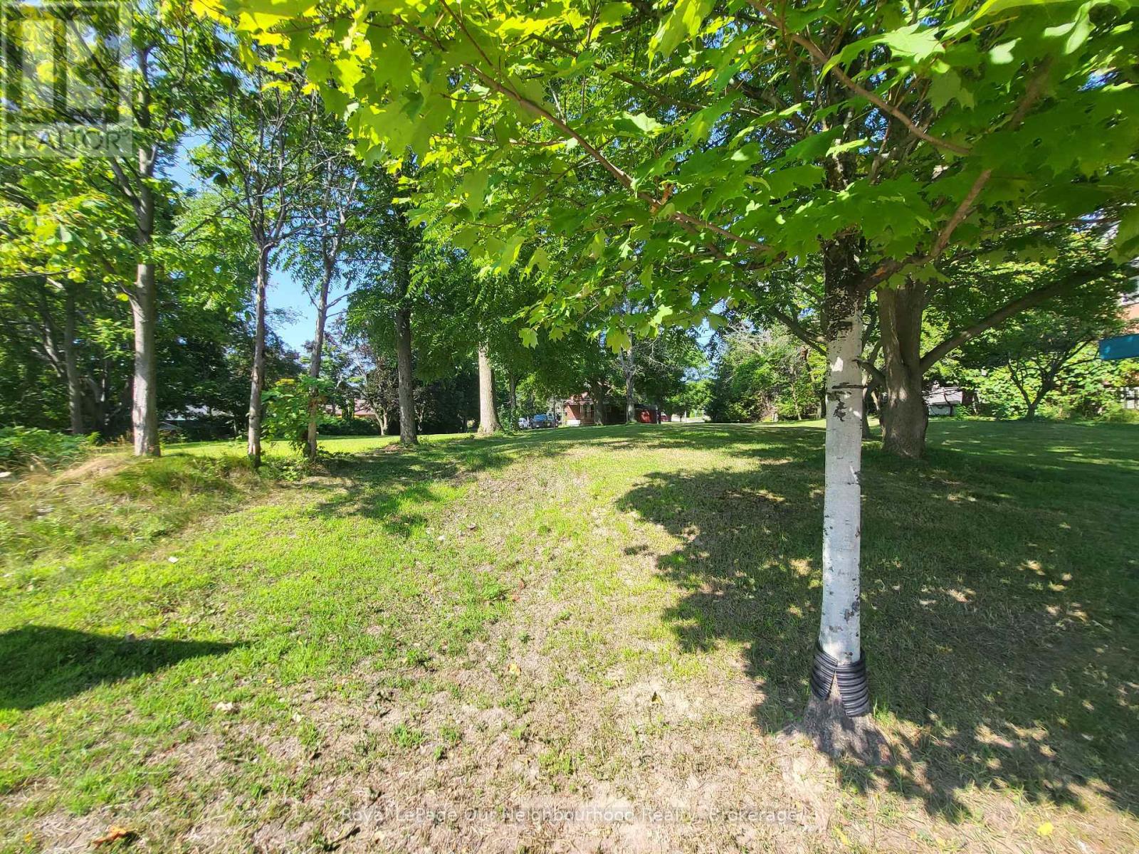 54 Redfern Crescent, Clarington, Ontario  L1C 2M6 - Photo 7 - E12413411