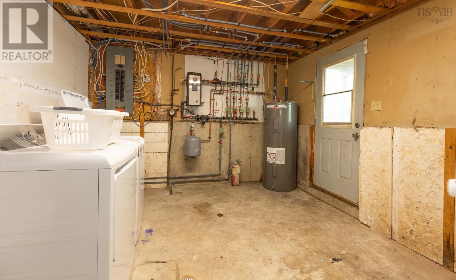 38 Beacon Street, Yarmouth, Nova Scotia  B5A 2W4 - Photo 38 - 202523727