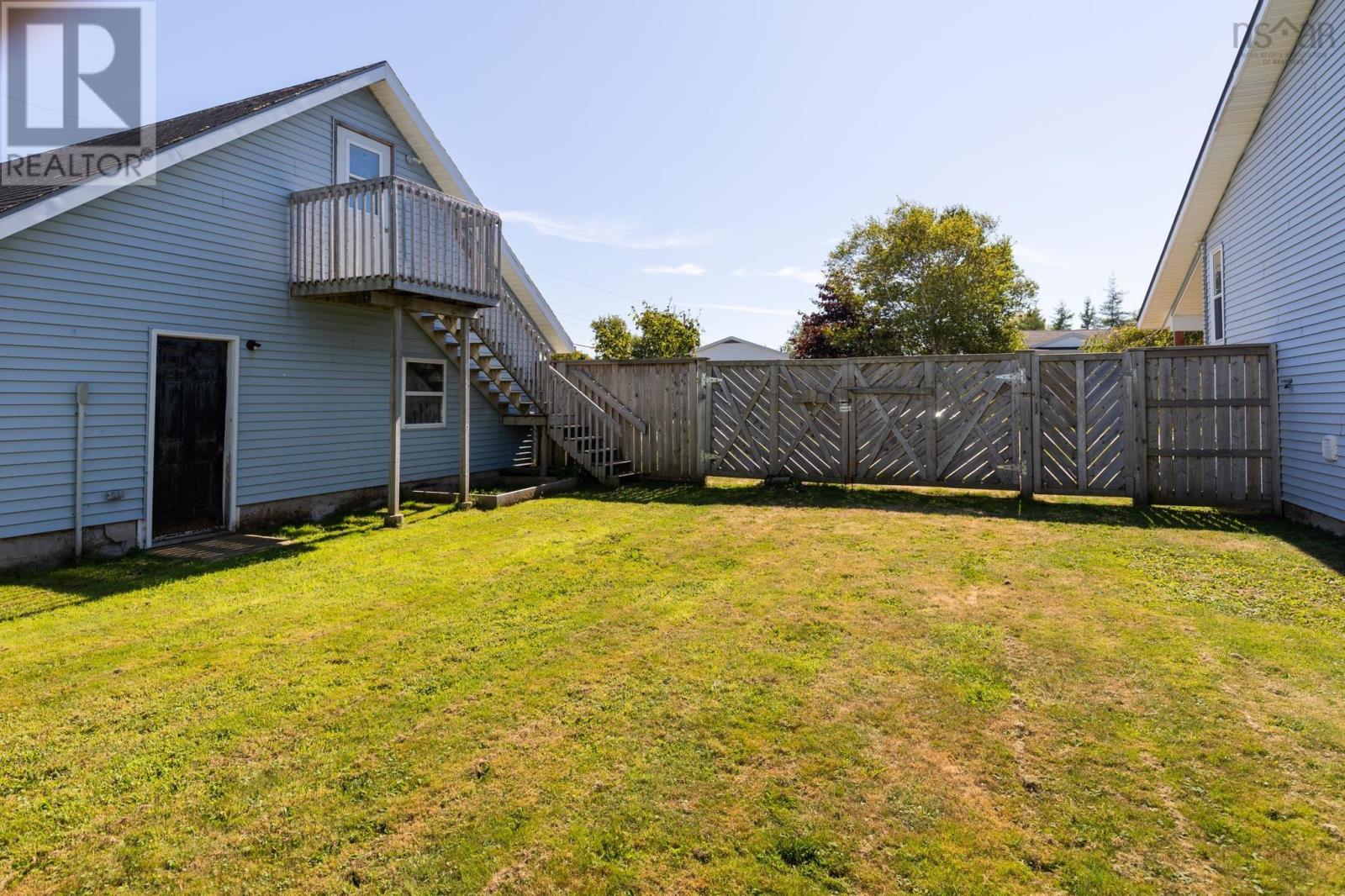 38 Beacon Street, Yarmouth, Nova Scotia  B5A 2W4 - Photo 45 - 202523727