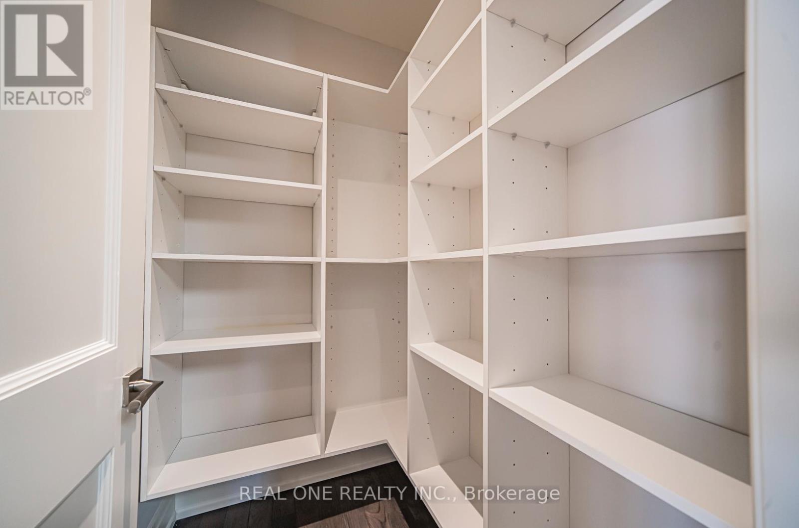 91 Fitzgerald Avenue, Markham, Ontario  L3R 1R5 - Photo 32 - N12413308