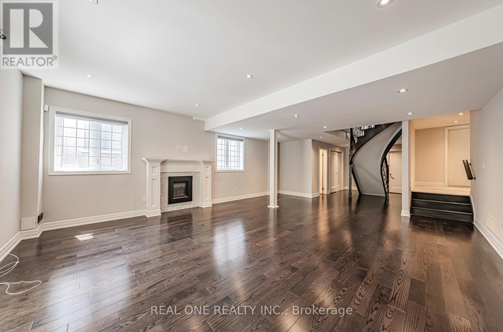 91 Fitzgerald Avenue, Markham, Ontario  L3R 1R5 - Photo 41 - N12413308
