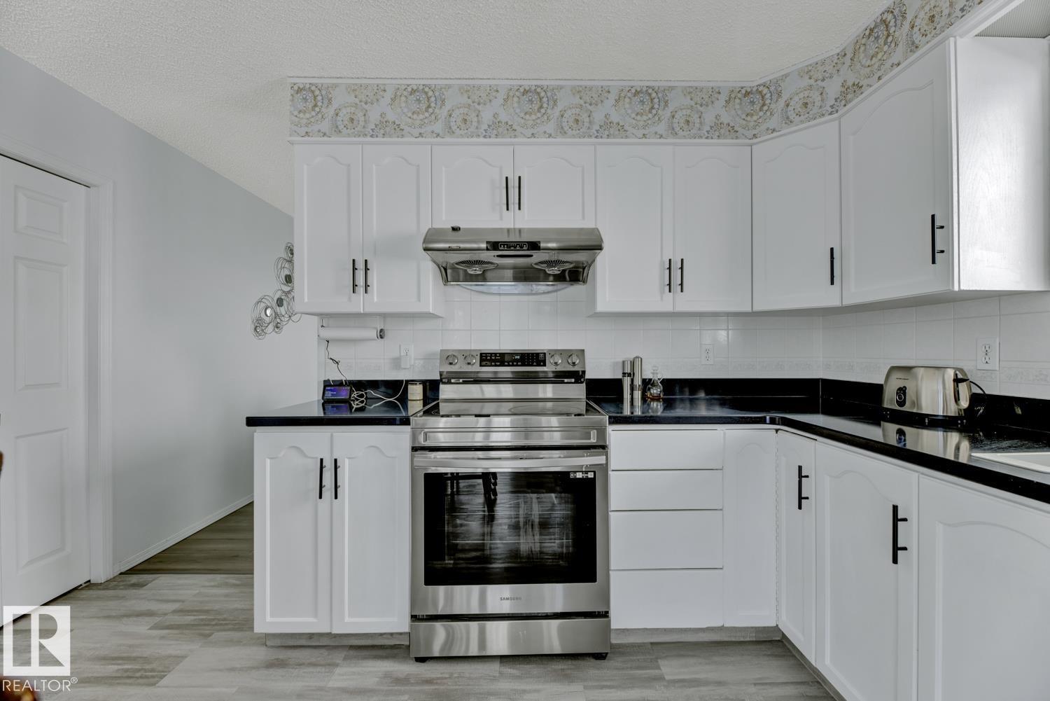 92 Jefferson Rd Nw, Edmonton, Alberta  T6L 6P8 - Photo 16 - E4457868