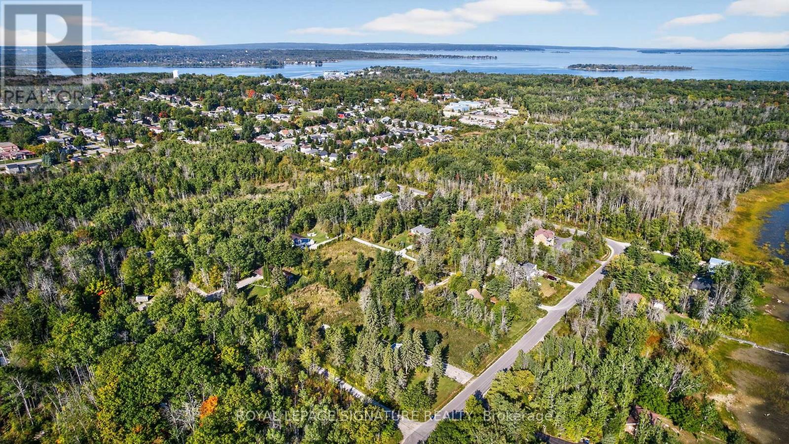 81-77 Bass Bay Drive, Tay, Ontario  L0K 2A0 - Photo 34 - S12413302